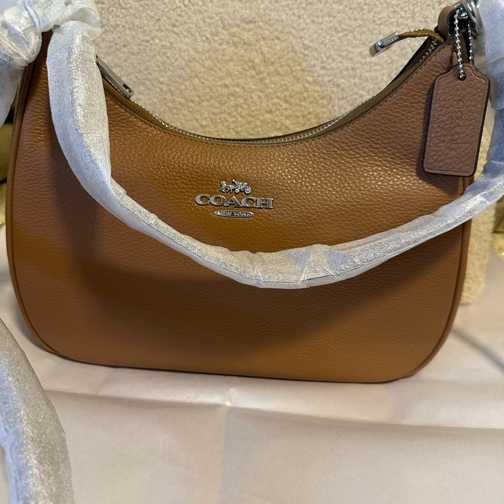 NWT! Coach Teri Hobo Bag # CJ517 - Picture 7 of 16